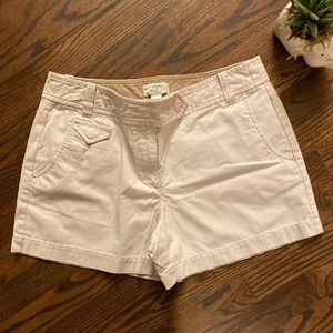 👑 4 for $25 👑  Loft khaki shorts 3” inseam EUC